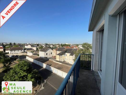 Appartement à vendre 115 500 € 3 pièces 2 chambres 68 m² Étage 4/4 Allées Saint-Pierre-des-Corps 37700