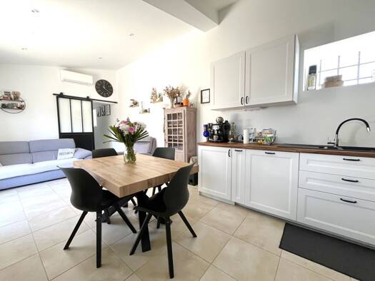 Maison à vendre 244 000 € 3 pièces 2 chambres 58 m² Aigues-Vives 30670