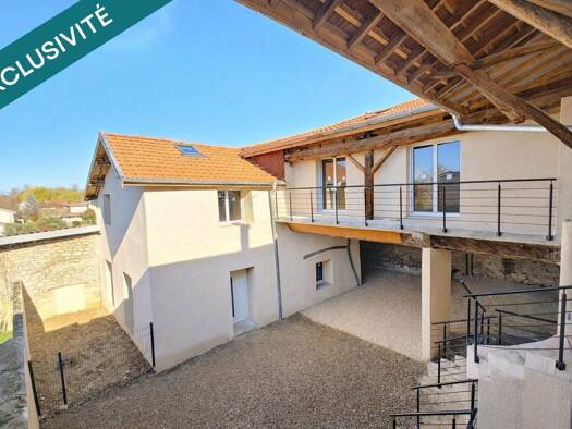 Appartement à vendre 162 000 € 3 pièces 2 chambres 90 m² Étage 1/2 Centre et RN La Verpillière 38290