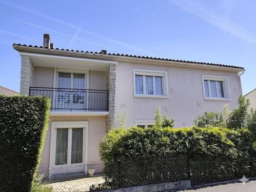 Maison à vendre - neuf 222 000 € 7 pièces 4 chambres 135 m² 530 m² de terrain L'Isle-d'Espagnac 16340