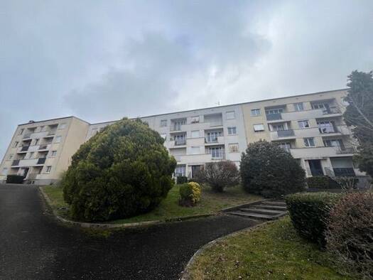 Appartement à vendre 88 000 € 2 pièces 1 chambre 54 m² Étage 3/3 La Brégère Limoges 87000