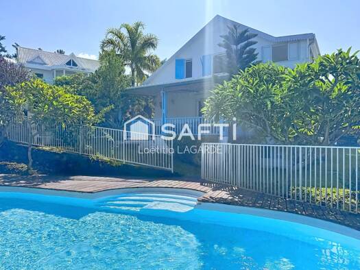 Maison à vendre 519 000 € 6 pièces 4 chambres 176 m² 647 m² de terrain Saint-Leu 97436