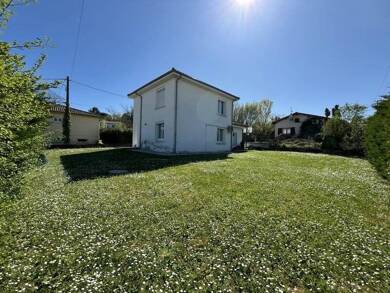Maison à vendre 140 400 € 4 pièces 3 chambres 105 m² 648 m² de terrain Cancon 47290