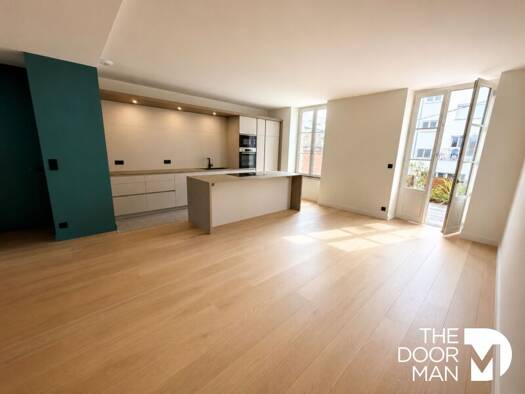 Appartement à vendre 892 500 € 4 pièces 2 chambres 104 m² Centre Ville Dinard 35800