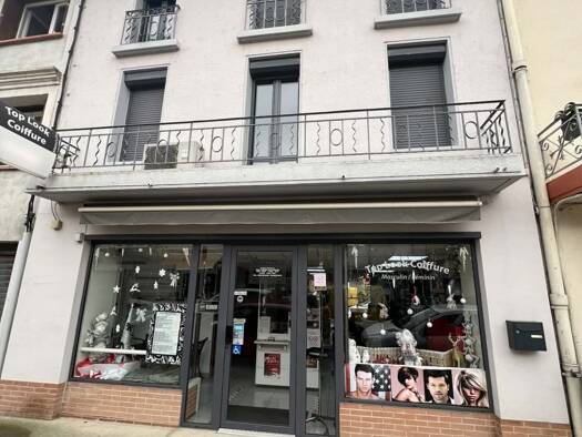 Institut de beauté à vendre Fonds de commerce 65 000 € 92 m² de surface de vente Carbonne 31390