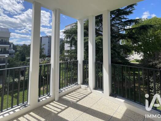 Appartement à vendre 339 000 € 3 pièces 2 chambres 70,56 m² Étage 2/3 Francheville le Bas-Châter Francheville 69340