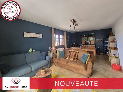 Maison de plain-pied à vendre 149 400 € 3 pièces 2 chambres 87 m² 2 713 m² de terrain Sainte-Eanne 79800