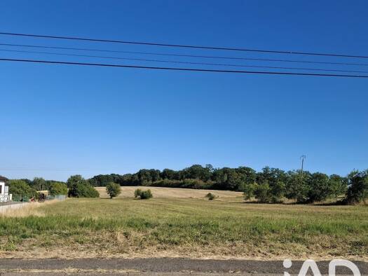 Terrain constructible à vendre 130 000 € 4 939 m² de terrain Halstroff 57480