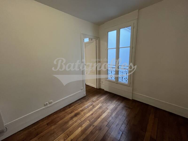 Maison à louer, 33m², PARIS 18E