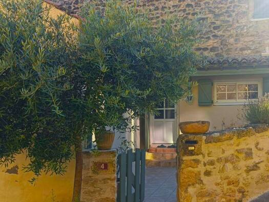 Maison à vendre 294 800 € 4 pièces 2 chambres 71 m² 89 m² de terrain Aurons 13121