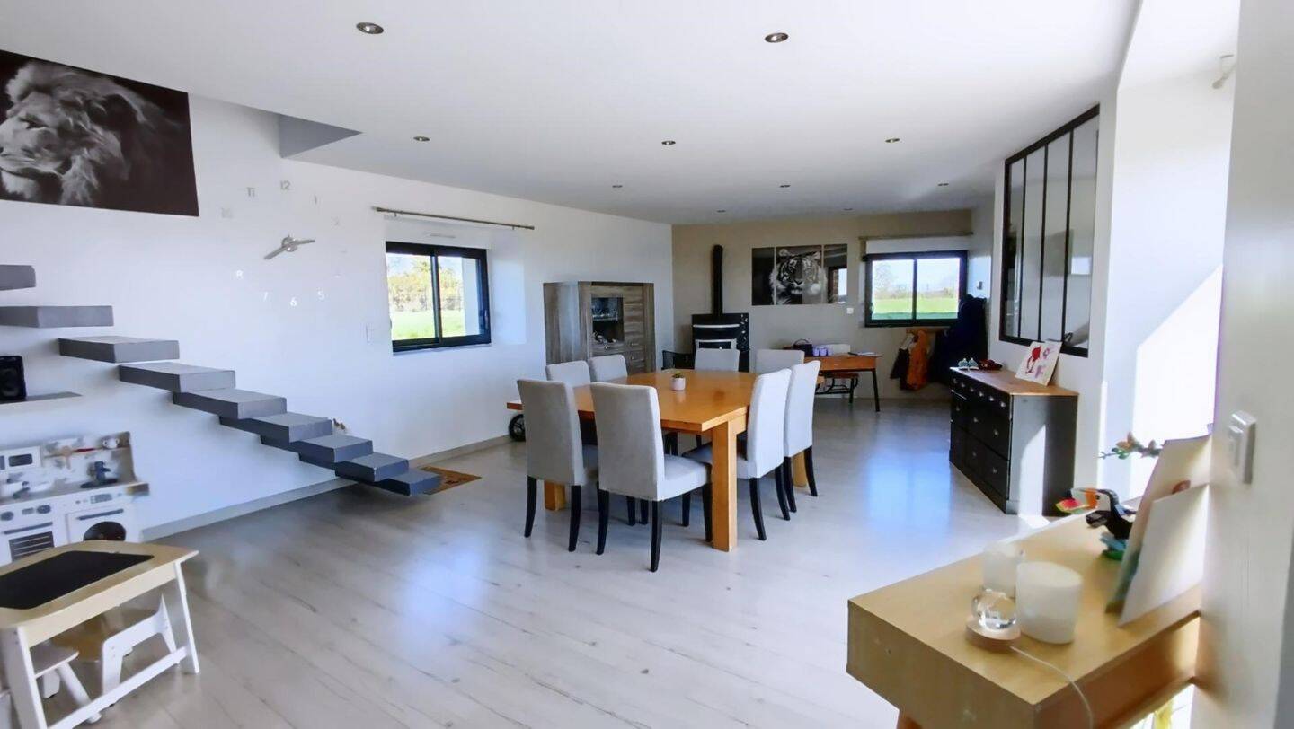 Maison à vendre, 190m², SAINT OUEN DES ALLEUX