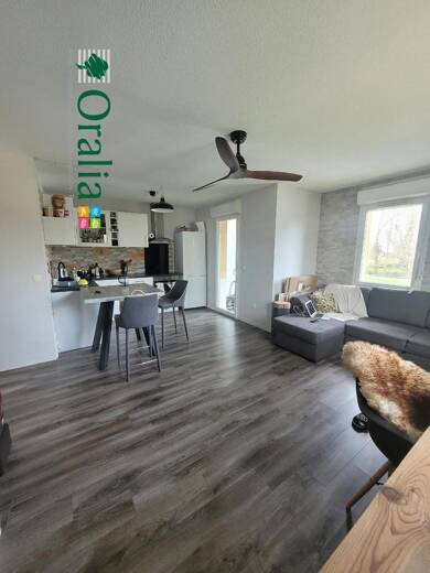 Appartement à louer 900 € 2 pièces 1 chambre 44,3 m² Étage 1/1 Sud Martignas sur Jalles 33127