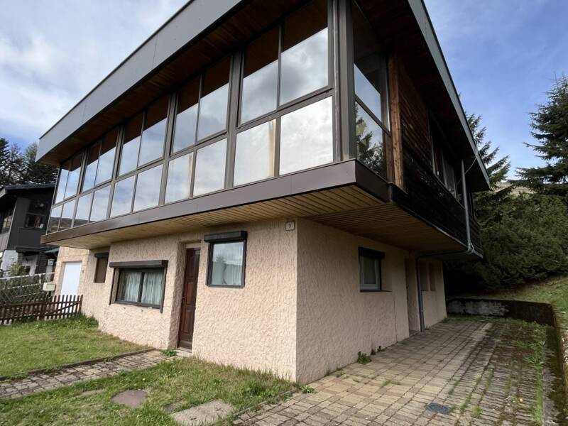 Maison à vendre, 210m², BESSE ET SAINT ANASTAISE