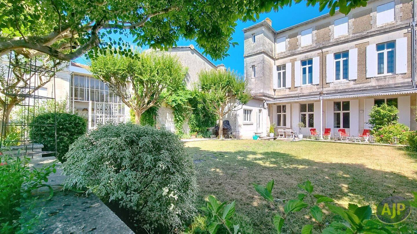 Maison à vendre, 416m², LIBOURNE