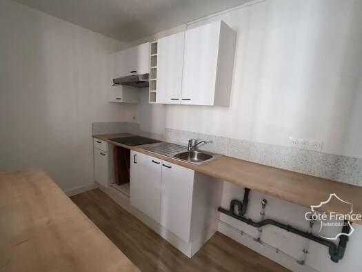Duplex à louer 650 € 5 pièces 3 chambres 130 m² RDC/1 Fumay 08170