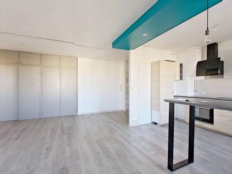 Maison à louer, 68m², LYON 8E