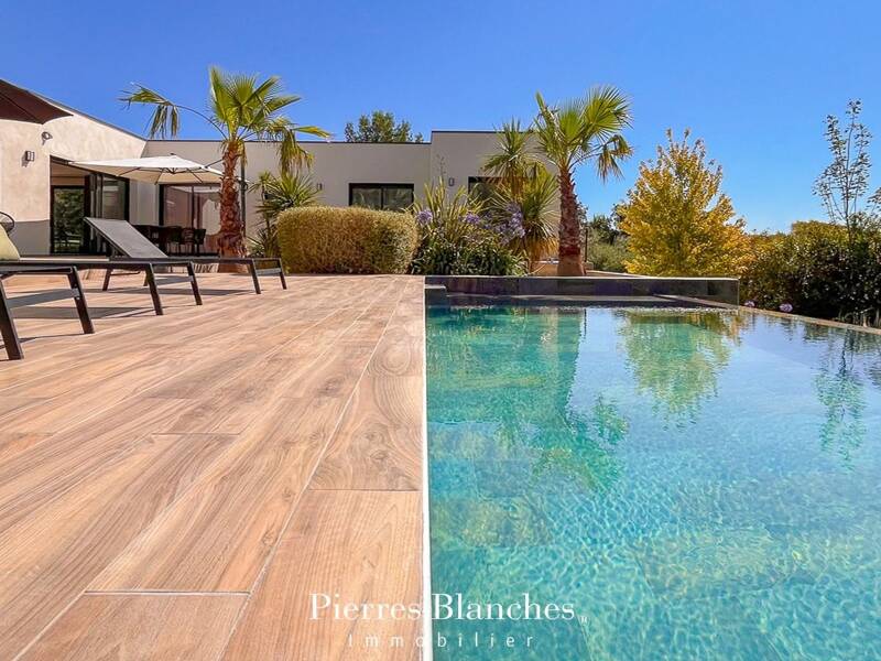 Maison à vendre, 234m², NIMES