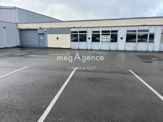 Local commercial à louer 2 920 € 600 m² de surface de vente Rive Droite Arques 62510
