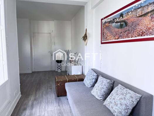 Appartement à vendre 335 900 € 1 pièce 24 m² Étage 5/9 Ecole Militaire Paris 7ème arrondissement 75007