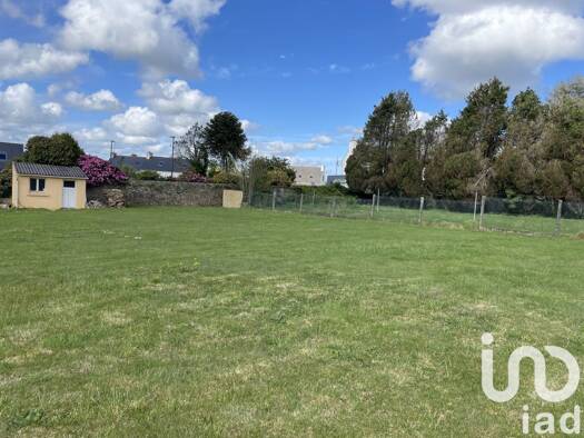 Terrain constructible viabilisé à vendre 175 000 € 700 m² de terrain Pluguffan 29700