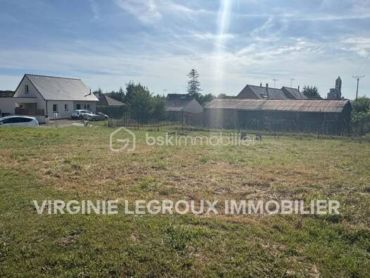 Terrain constructible viabilisé à vendre 29 900 € 450 m² de terrain Saint-Pierre-la-Cour 53410