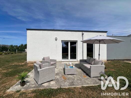 Maison de plain-pied à vendre 192 000 € 4 pièces 3 chambres 91,3 m² 660 m² de terrain Conches-en-Ouche 27190