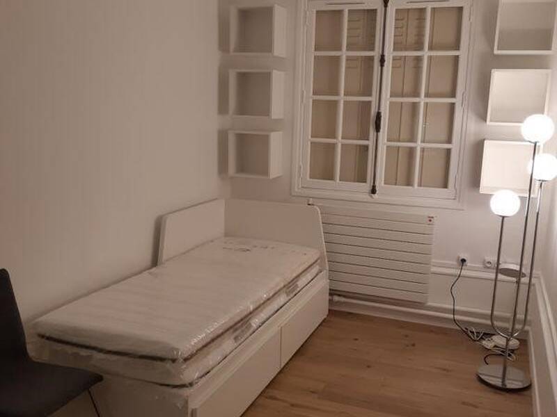 Maison à louer, 17m², VERSAILLES