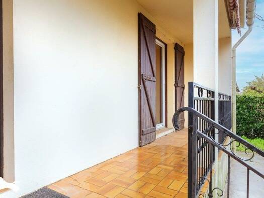Maison de plain-pied à vendre 185 900 € 3 pièces 2 chambres 84 m² 691 m² de terrain Sud Est Auterive 31190