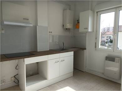 Appartement à louer 630 € 4 pièces 2 chambres 63,8 m² 1er étage Croupillac-Clavières Ales 30100