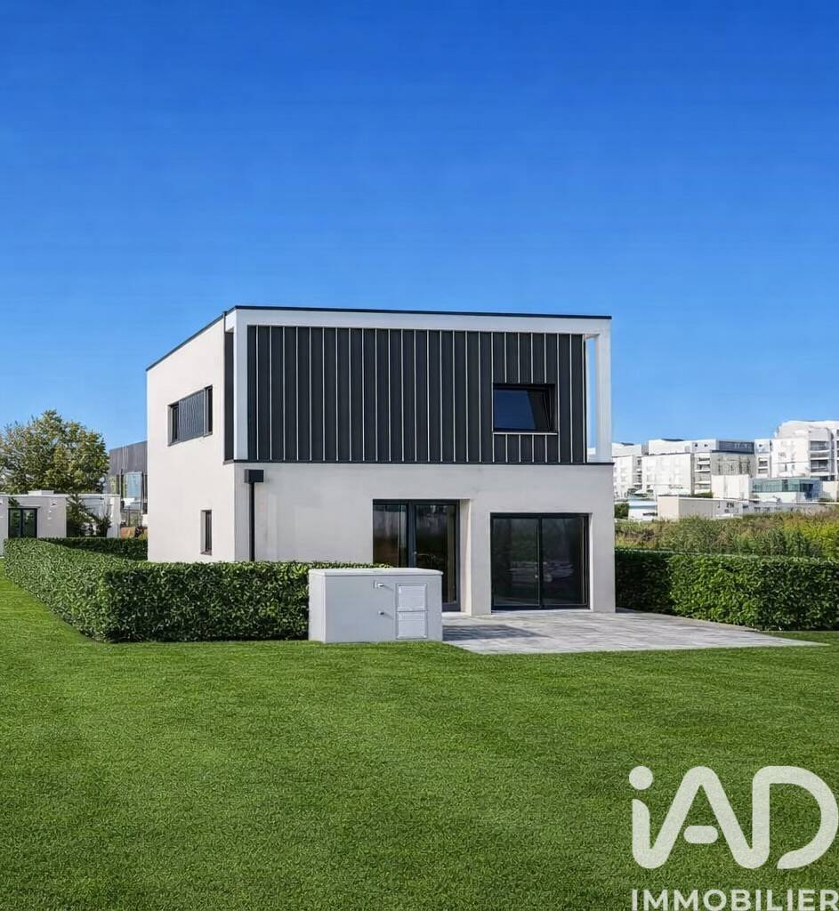 Maison à vendre, 124m², SAINT AUBIN D'AUBIGNE