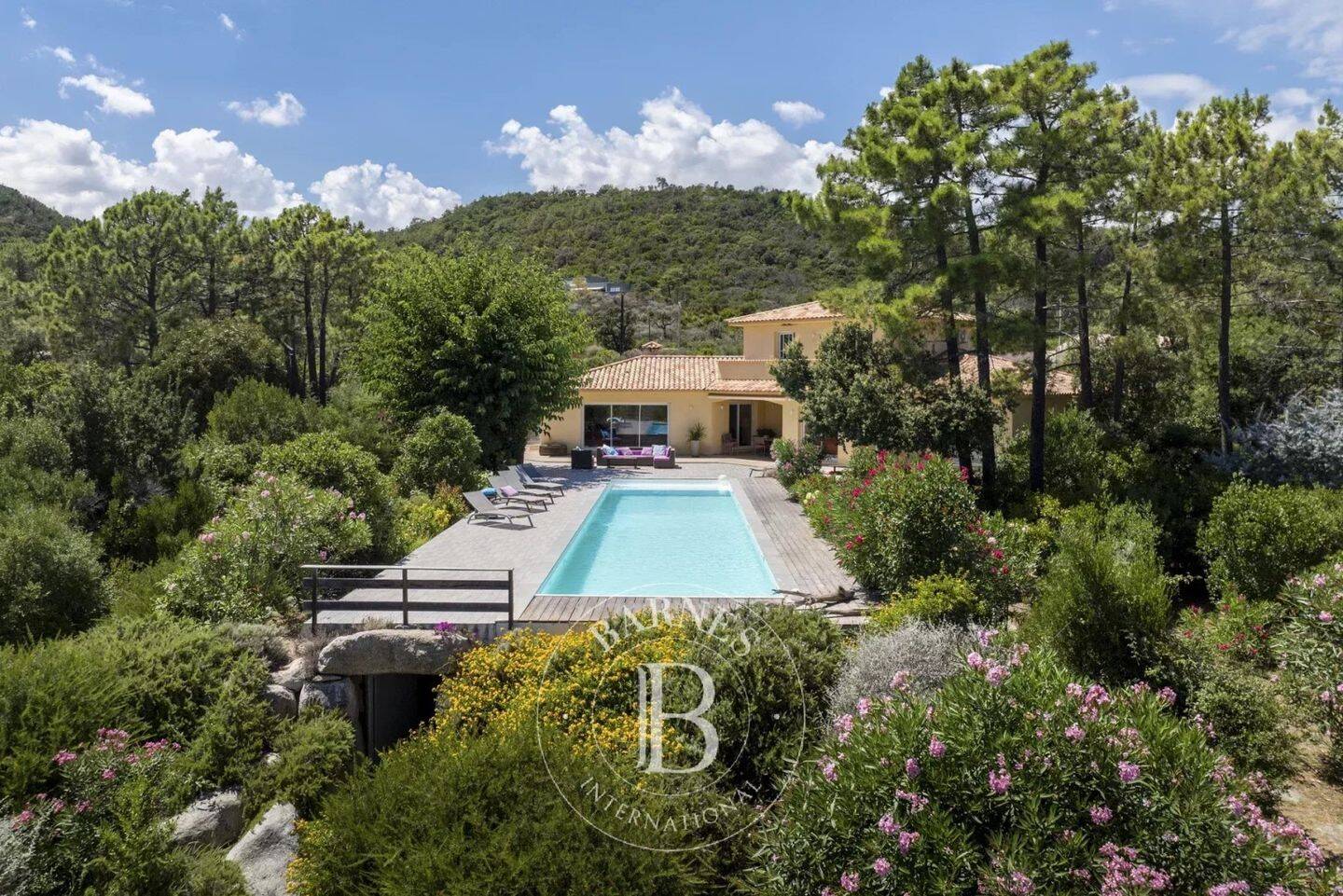 Maison à vendre, 263m², SARI SOLENZARA