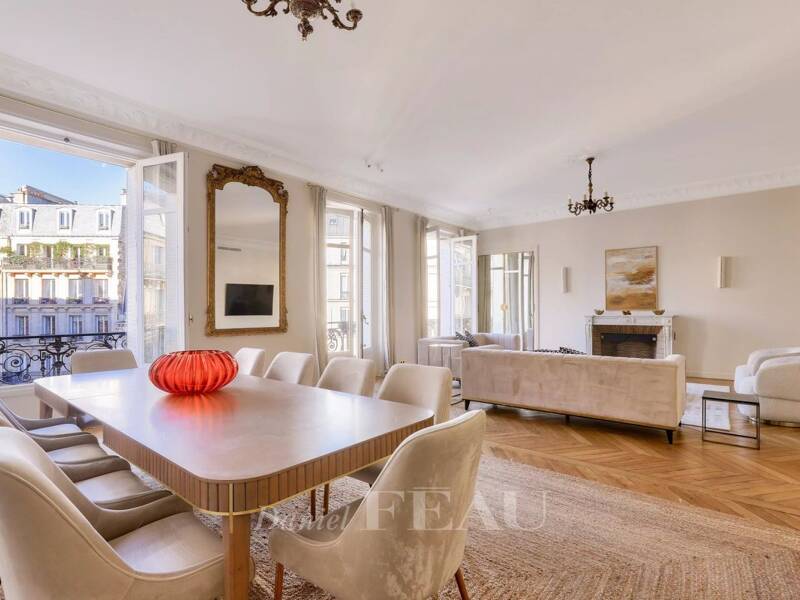 Maison à louer, 214m², PARIS 17E