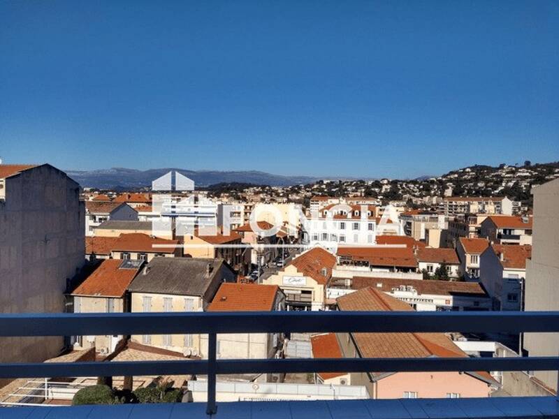 Maison à louer, 28m², CANNES