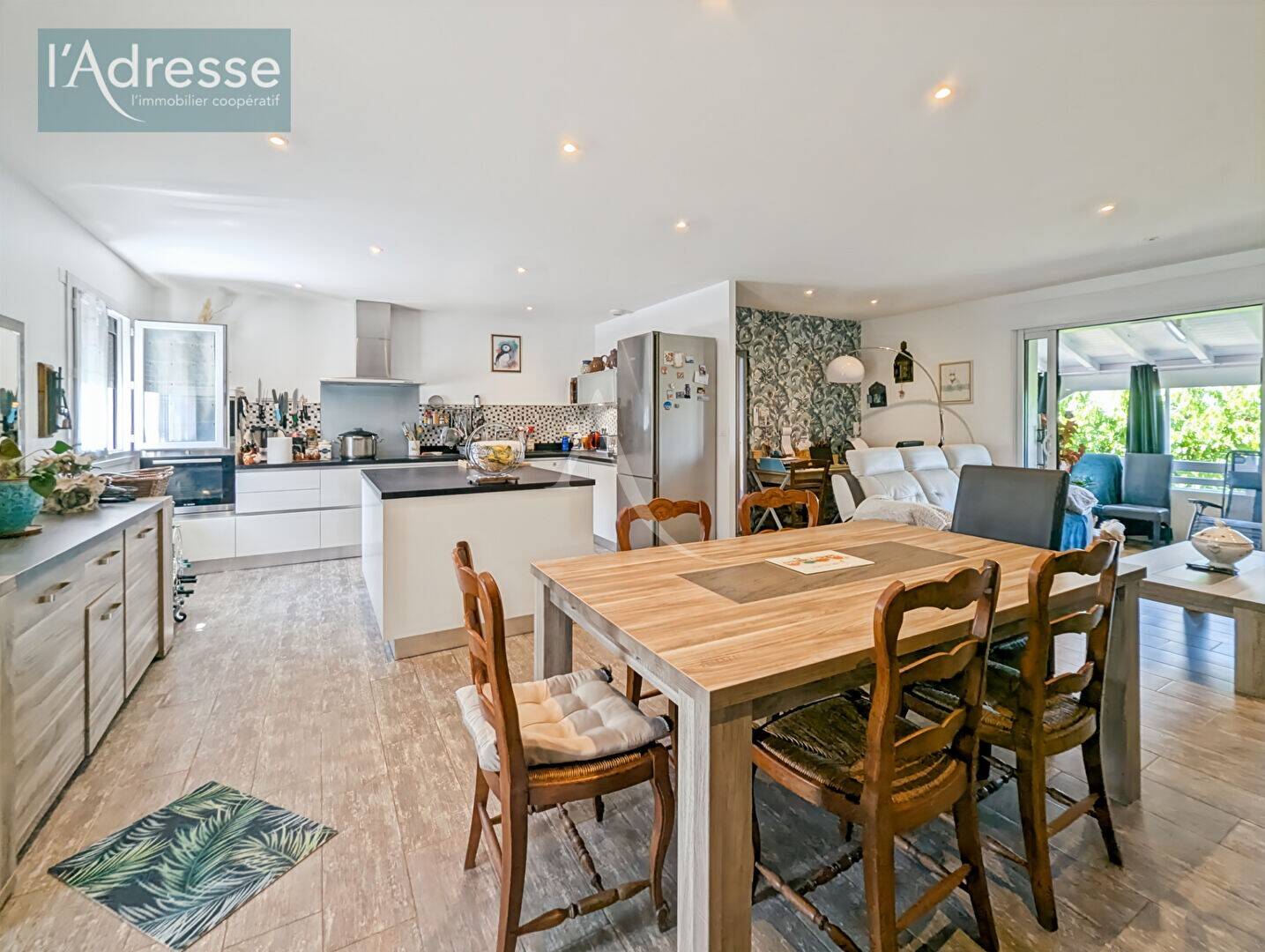 Maison à vendre, 147m², PUY L'EVEQUE