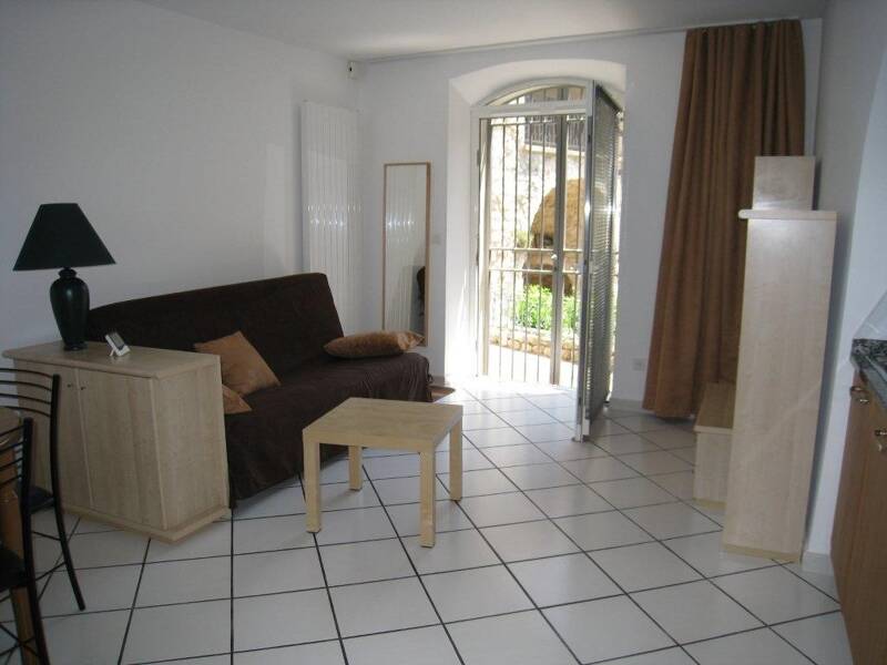 Maison à louer, 26m², SAINT MITRE LES REMPARTS