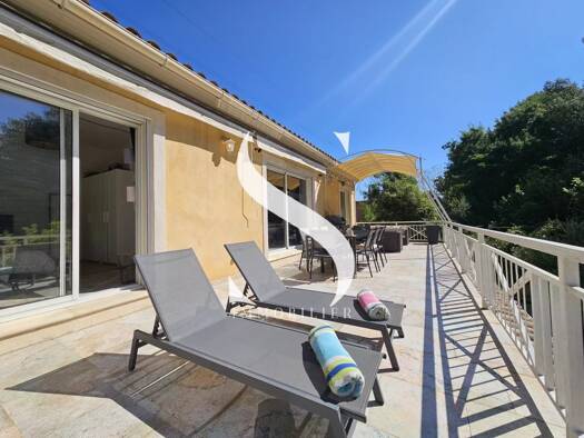 Appartement à vendre 479 000 € 3 pièces 2 chambres 92,8 m² RDC Pibonson-Les Faisses-Ranguin Mougins 06250