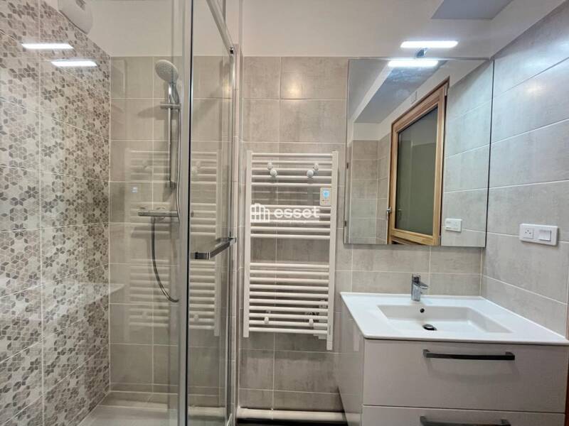 Maison à louer, 107m², PARIS 13E