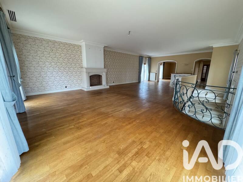 Maison à vendre, 293m², L'ISLE D'ESPAGNAC