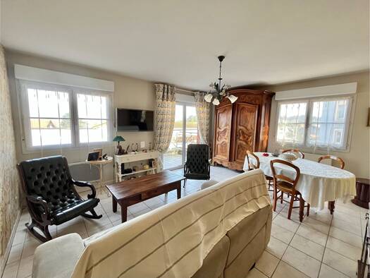 Appartement à vendre 275 000 € 3 pièces 2 chambres 72 m² Étage 1/2 Villette d Anthon 38280