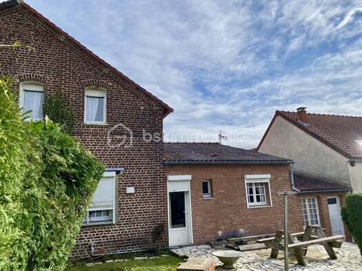 Maison à vendre 65 000 € 3 pièces 2 chambres 83 m² 268 m² de terrain Estrée-Blanche 62145
