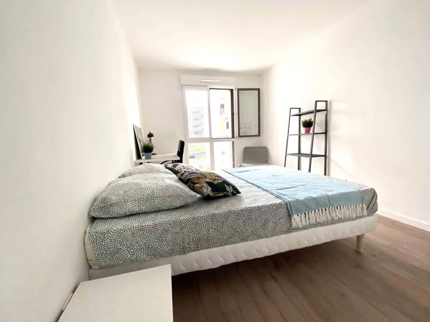 Maison à louer, 15m², CLICHY