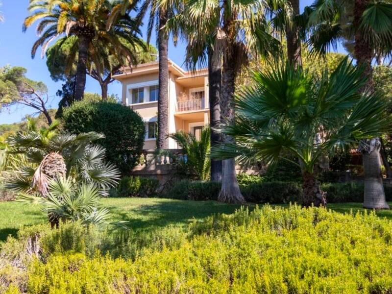 Maison à vendre, 575m², TOULON