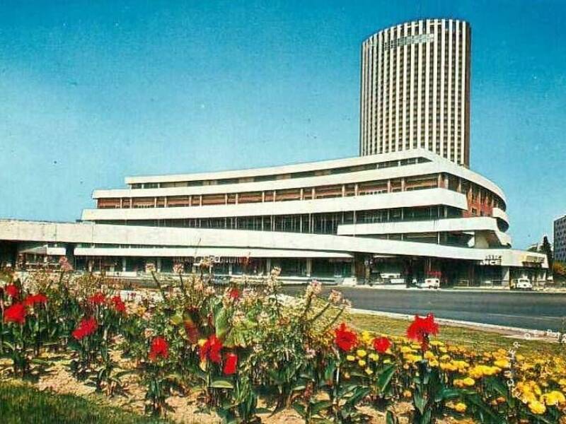 Maison à louer, 35m², PARIS 17E