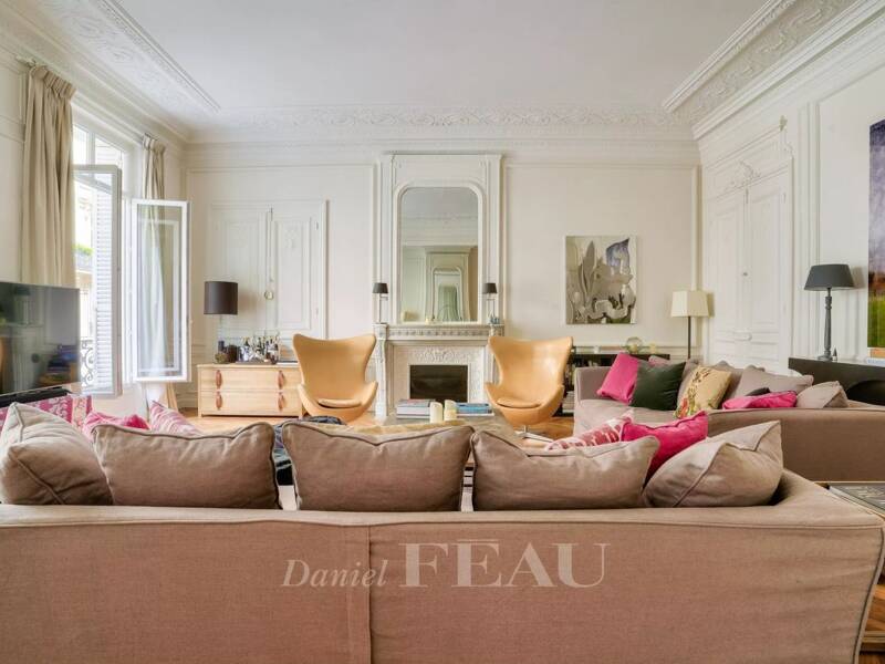 Maison à louer, 218m², PARIS 17E