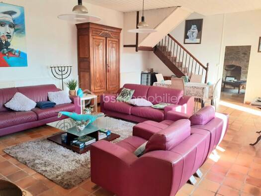 Maison de plain-pied à vendre 185 000 € 5 pièces 3 chambres 130 m² 6 124 m² de terrain Pontrieux 22260