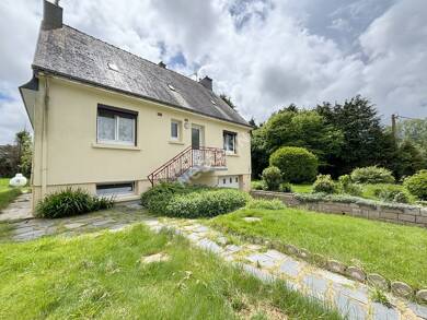 Maison à vendre 138 450 € 6 pièces 4 chambres 107 m² 1 290 m² de terrain Moustoir Remungol 56500