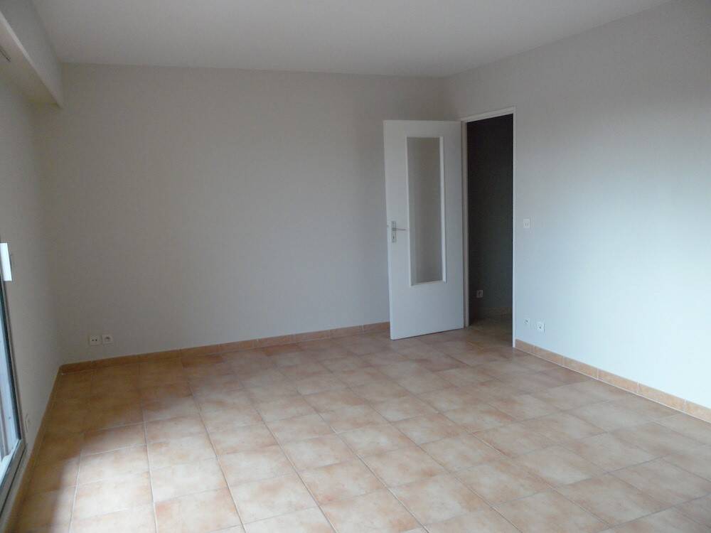 Maison à louer, 32m², HYERES