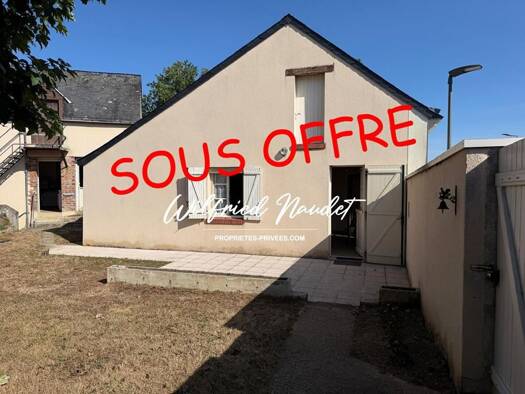 Maison de plain-pied à vendre 128 000 € 4 pièces 2 chambres 75 m² 373 m² de terrain Le Grand-Lucé 72150