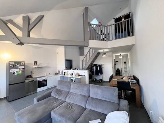 Duplex à louer 715 € 3 pièces 2 chambres 76 m² Étage 2/2 Quartiers Est-Rhone Tournon-sur-Rhône 07300