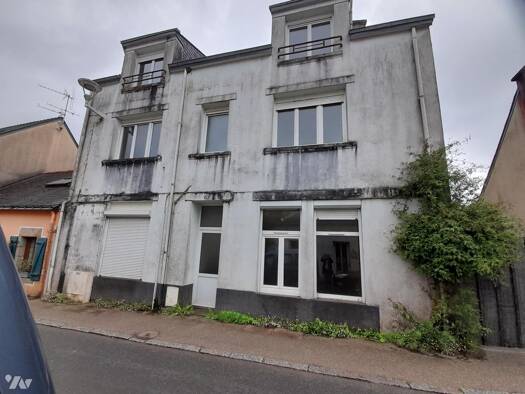 Immeuble à vendre 99 950 € 173 m² Guiscriff 56560